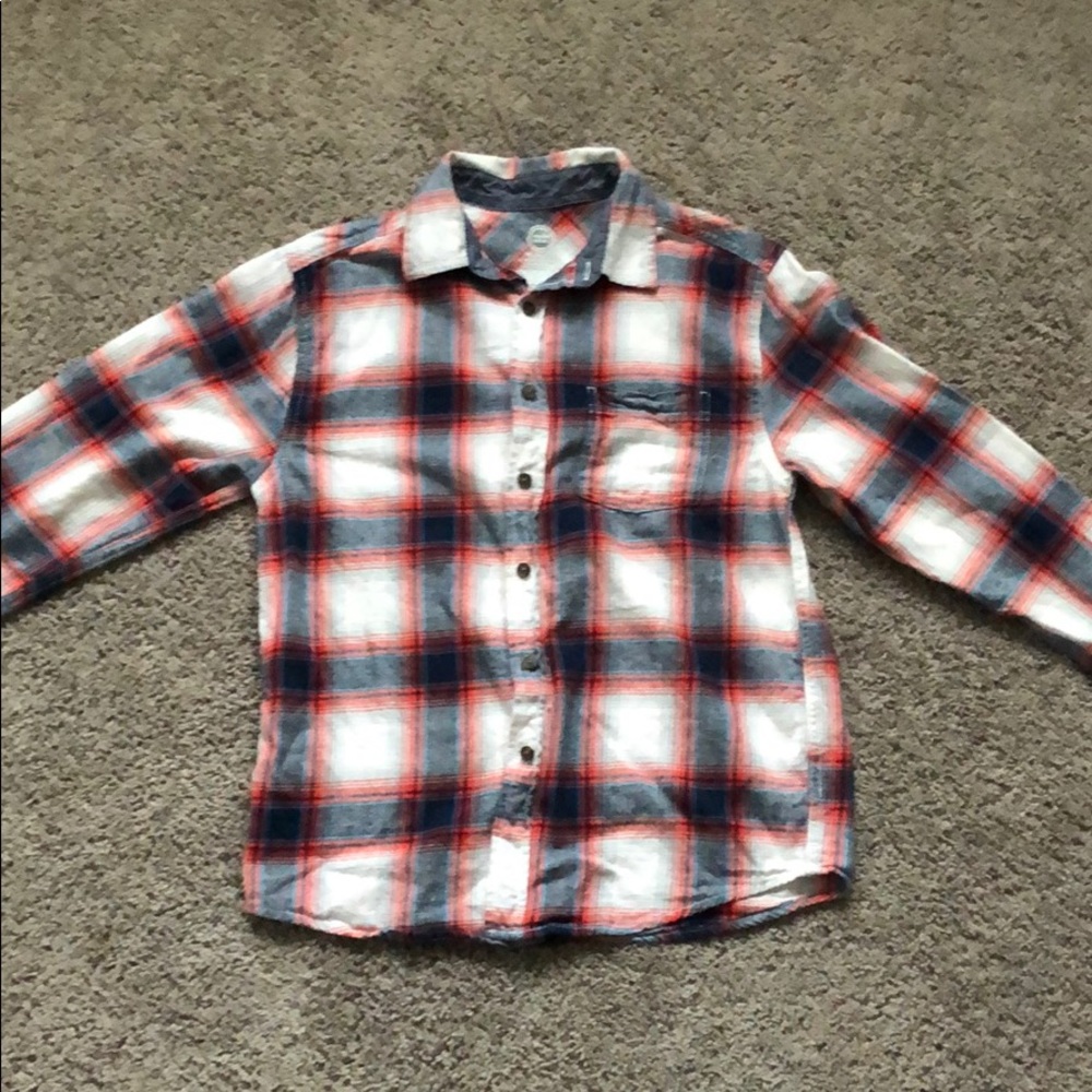 Long sleeve plaid shirt